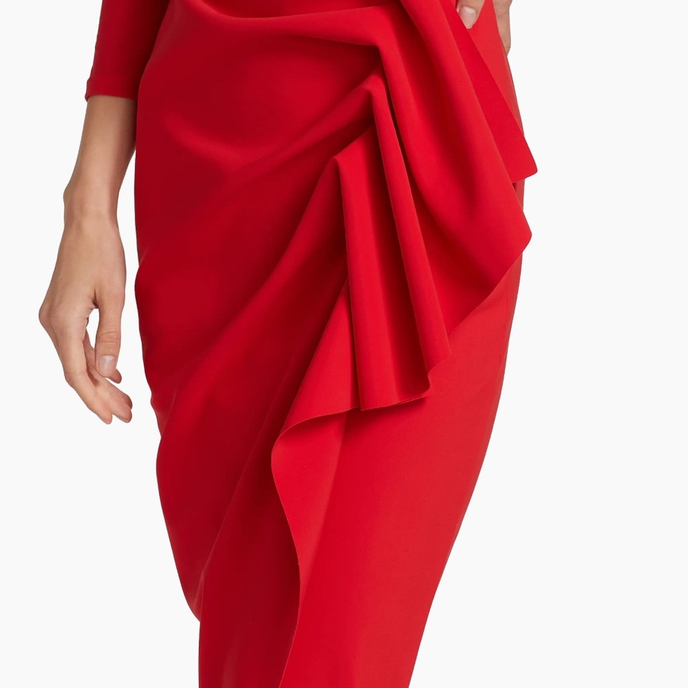 Elegant Red Evening Gown - Picture 5 of 8